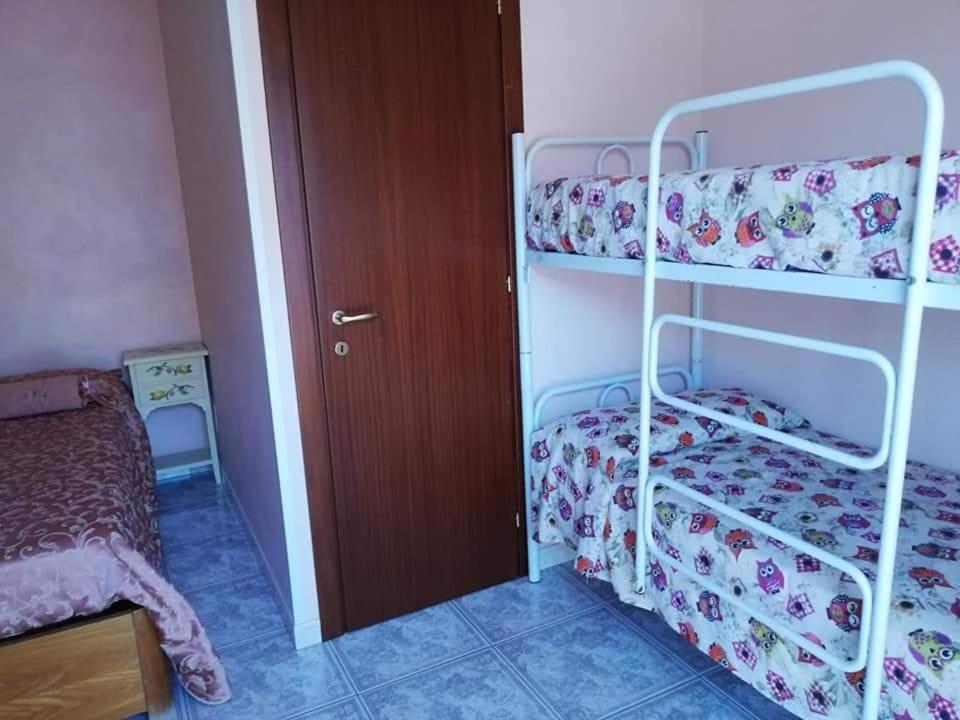 A Casa D'Antonella Bed & Breakfast Фонди Екстериор снимка