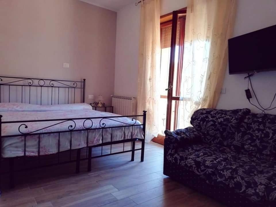 A Casa D'Antonella Bed & Breakfast Фонди Екстериор снимка