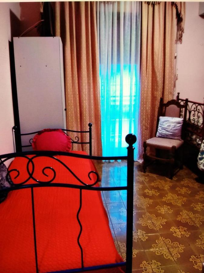 A Casa D'Antonella Bed & Breakfast Фонди Екстериор снимка