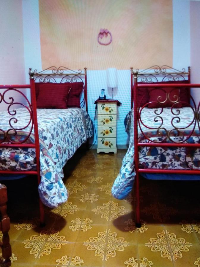 A Casa D'Antonella Bed & Breakfast Фонди Екстериор снимка