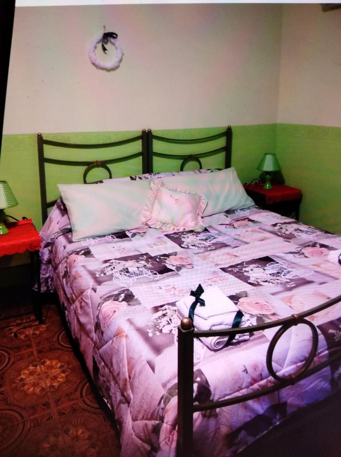 A Casa D'Antonella Bed & Breakfast Фонди Стая снимка